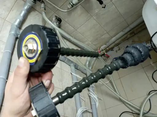 Pompa do CO: Czyszczenie instalacji krok po kroku. Poznaj koszty i efekty